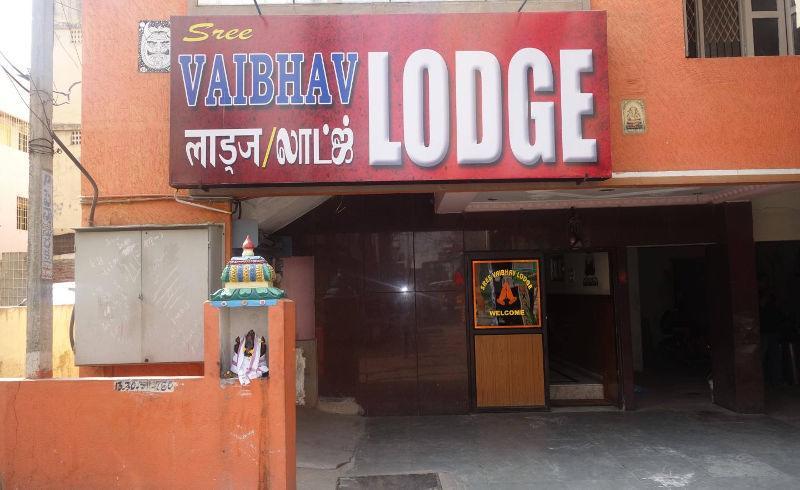Hotel Sree Vaibhav Residency Tirupati Esterno foto
