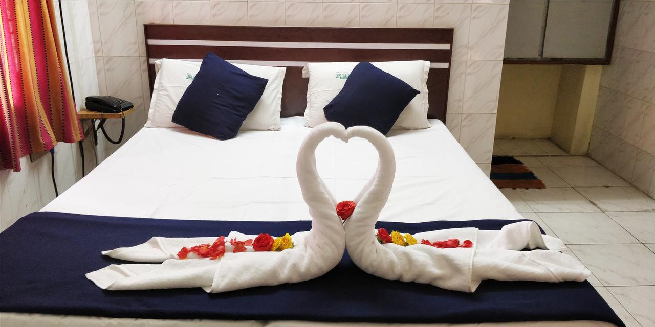 Hotel Sree Vaibhav Residency Tirupati Esterno foto